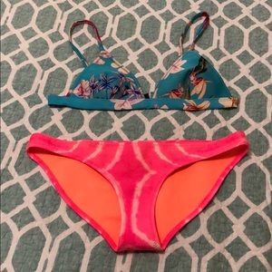 Triangl Bikini